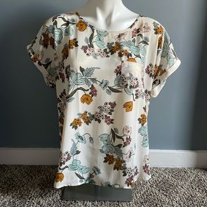 Maurice’s floral blouse size medium.